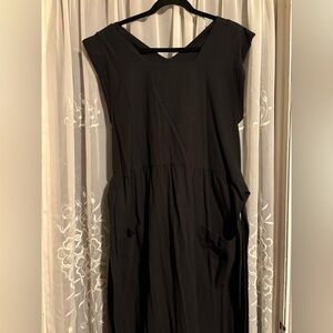 Black Sleeveless Dress with Pockets